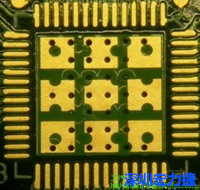 這也是不好的通孔設(shè)計，但部份通孔已經(jīng)用綠漆(mask)蓋上，但仍有部份通孔未塞孔。 