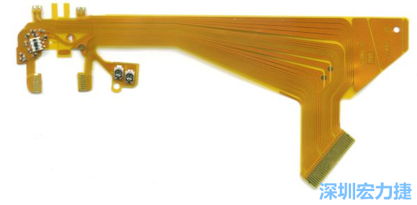 針對(duì)消費(fèi)性電子產(chǎn)品的外型設(shè)計(jì)，F(xiàn)PC可以做任意形狀的適應(yīng)性線路設(shè)計(jì)。